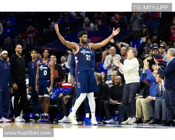 乔治和恩比德积极参与训练昨日赛后状态良好令人振奋