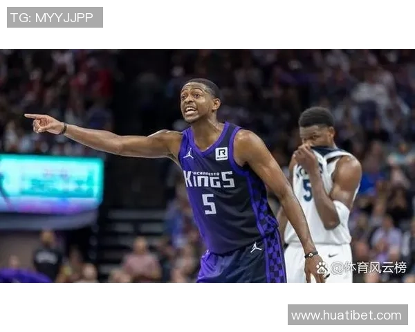 布兰登威廉姆斯表现出色8投7中贡献18分助攻篮板全面开花